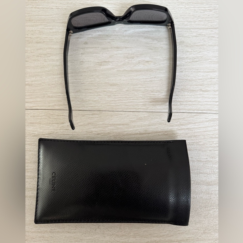 Celine Black Wayfarer Sunglasses Bold Design - Picture 5 of 7
